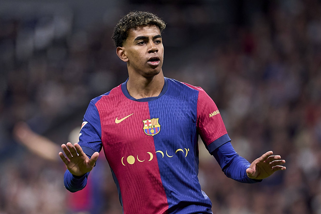 关于那不勒斯轻取利物浦，内马尔乌龙送礼西甲的信息