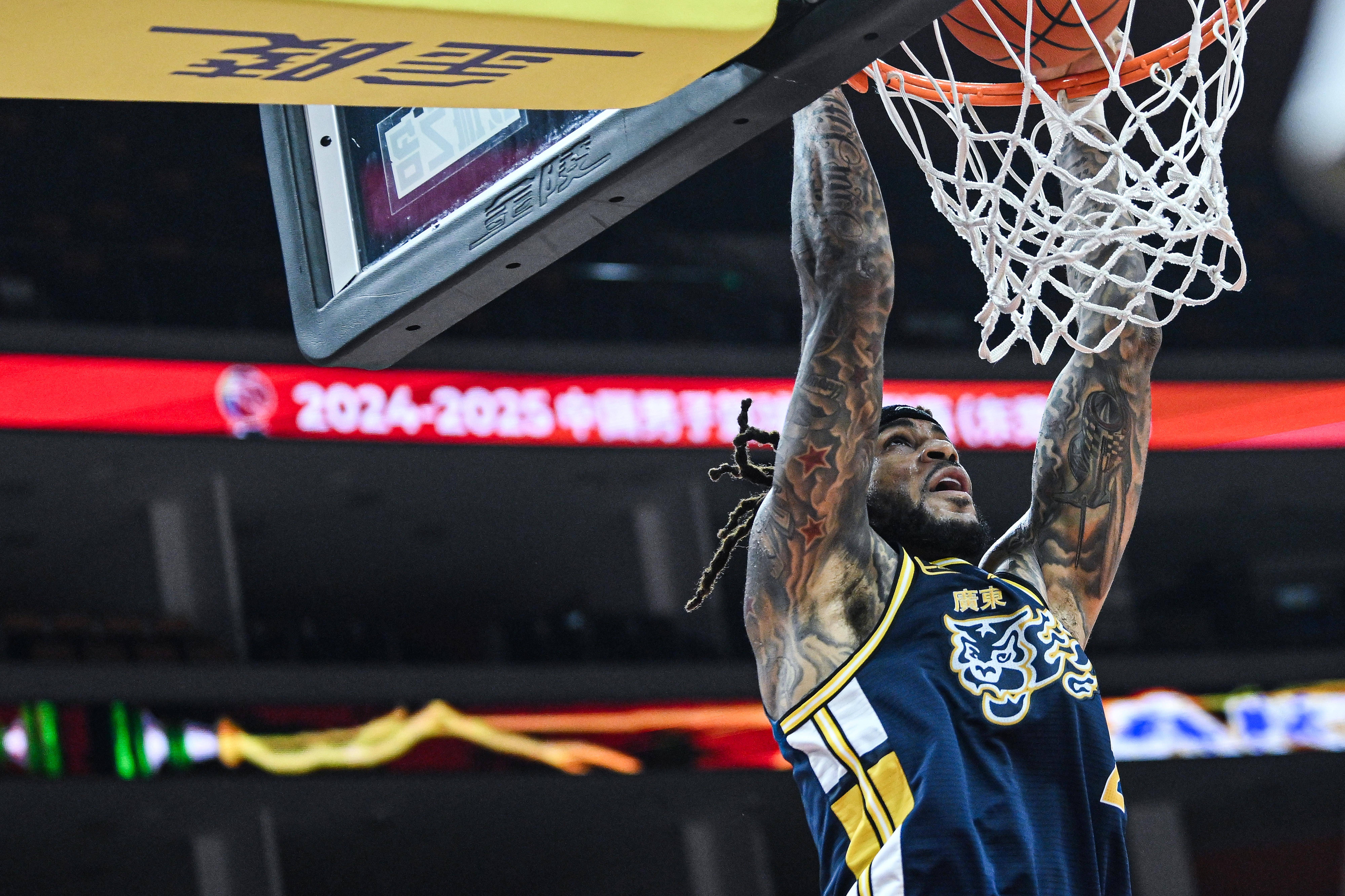 德国男篮爆冷掘金，莫兰特惊艳世界的简单介绍